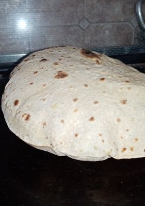A picture of Ghar ki roti.