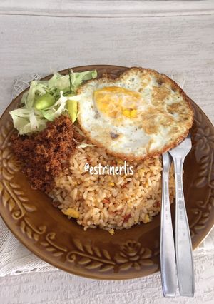 Foto resep Nasi goreng abon tuna sederhana