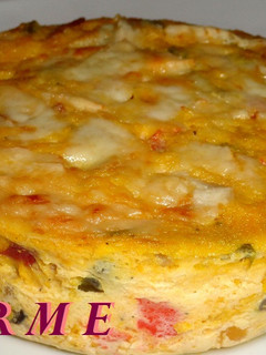Una foto de Pastel de calabaza, con setas y jamón