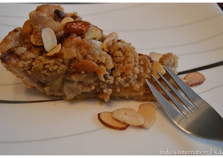 Recipe of Award-winning Apple Pie with streusel almond topping