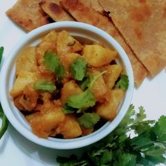 A picture of Alo ki bhujia.