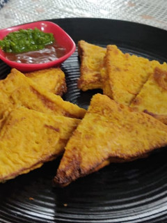 ब्रेड पकौड़े(bread pakoda recipe in hindi) रेसिपी मुख्य फोटो