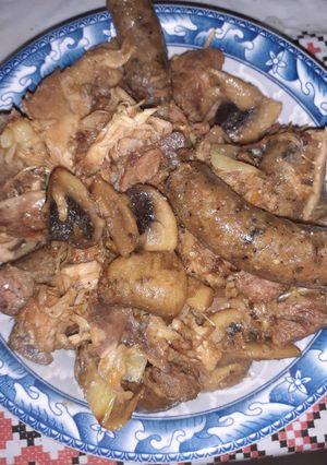 O poză a rețetei Carne la tuci cu legume.