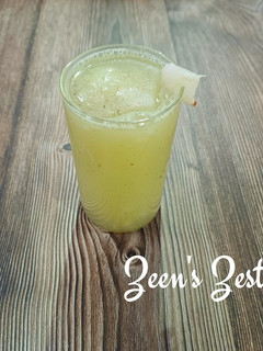 A picture of Lychee and Mint Juice.