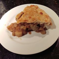 A picture of Apple-Pear Pie.
