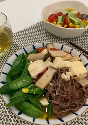 Hình của món Bánh đa gạo lứt nấu đậu hũ non.
