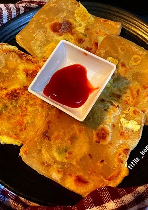 A picture of Egg Paratha.