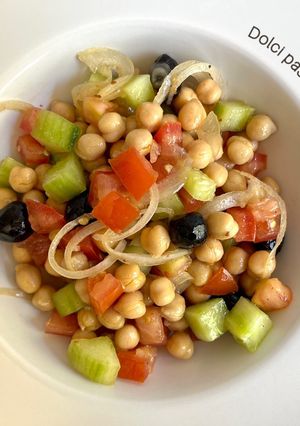Foto di Insalata di ceci estiva