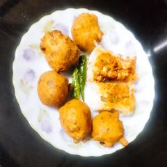 A picture of Cheese Masala pav.