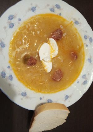 Savanyú káposztaleves gerslivel recept fotója