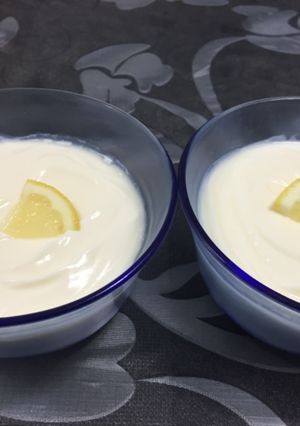 A picture of 3 ingredients Lemon Mousse.