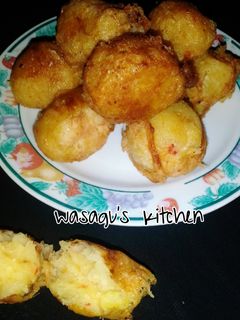 Kwallon dankali(potato ball) ainihin hoton girkin