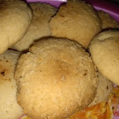 A picture of Coconut cookies.