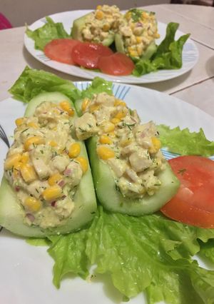 Una foto de Pepino relleno