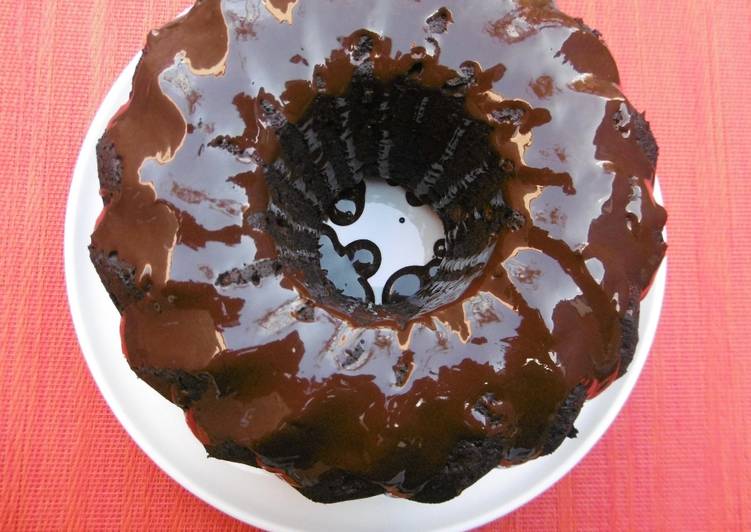 Easiest Way to Prepare Quick Scptious Walnut – Chocolate Bundt Cake