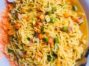 A picture of indomie chicken