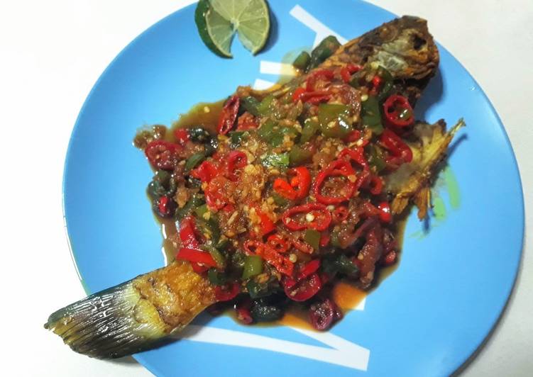 Tutorial mengolah Ikan Cabe-Cabean (Cabe merah,hijau & rawit) mantap