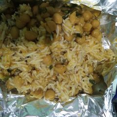 A picture of Chole chawal.