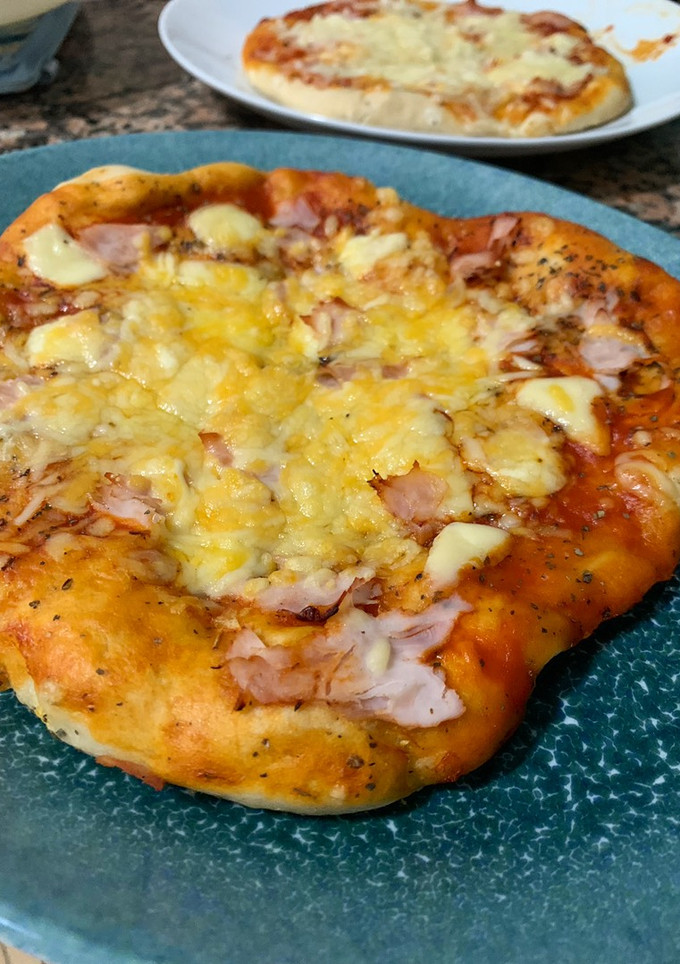 Una foto de Pizza casera en airfryer
