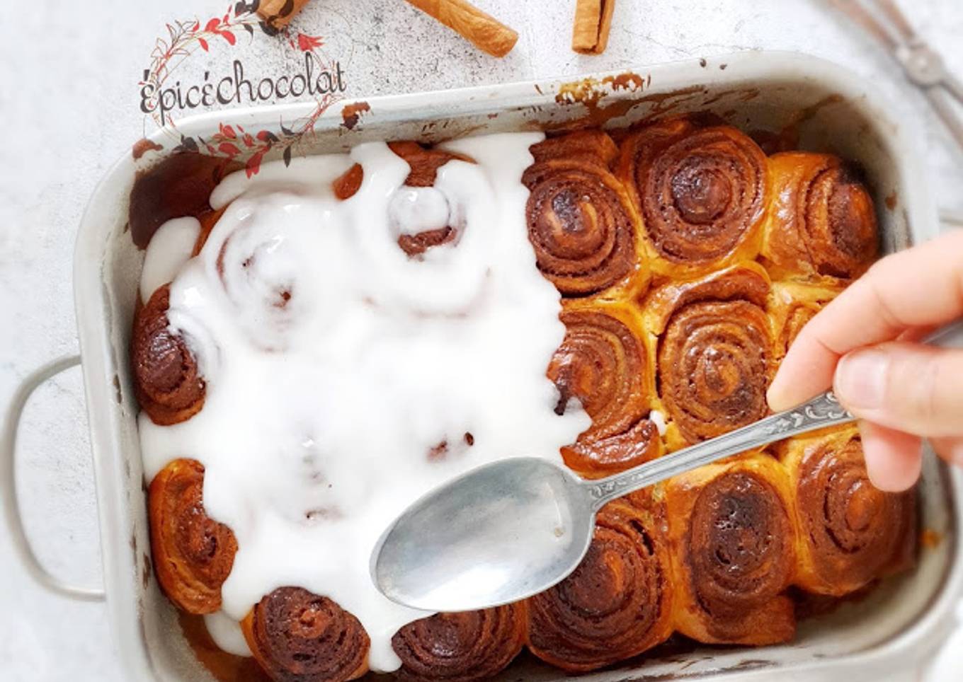 Cinnamon rolls