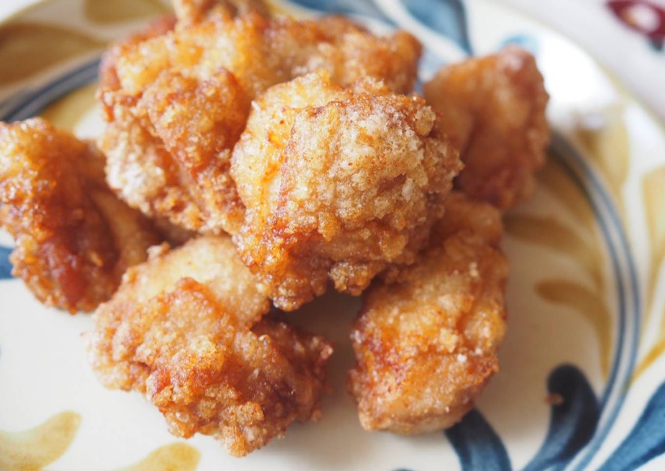 Karaage, pollo frito estilo japonés(唐揚げ)