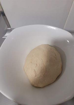 Una foto de Masa de pizza 🍕 en Thermomix en 5 minutos