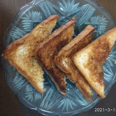 A picture of Garlic Bread toast.
