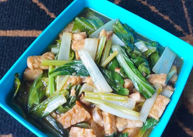 Cara mudah Membuat Tumis Simpel Sawi dan Tempe #396²⁰ Anti Gagal