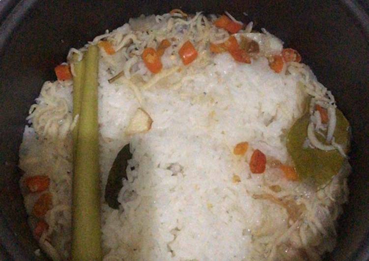 Nasi liwet sederhana ricecooker