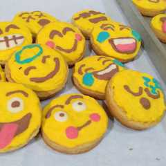 รูปของ Butter Cookies Emoji 😍😂