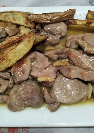 Una foto de Solomillo de cerdo al ajillo