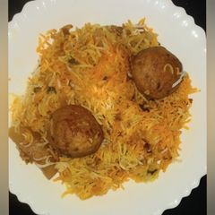 A picture of Chicken Kofta Pulao.