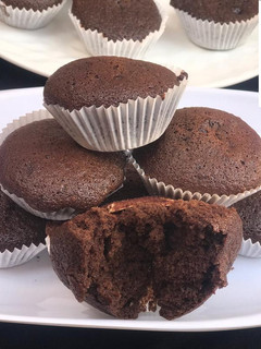 Kek mai chakulet (chocolate cake) ainihin hoton girkin