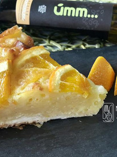 Una foto de Portokalopita, pastel griego de naranja en GME, F y G y tradicional