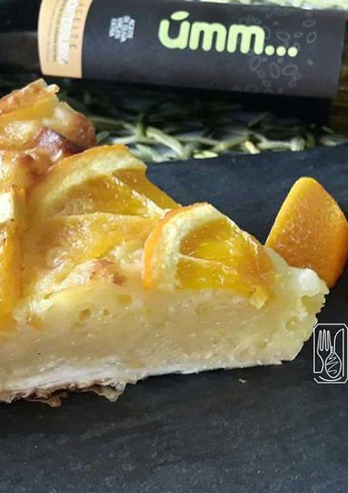 Una foto de Portokalopita, pastel griego de naranja en GME, F y G y tradicional