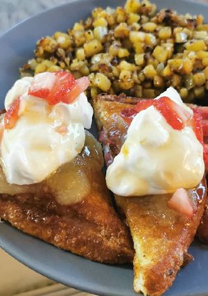A picture of Stuffed French Toast.