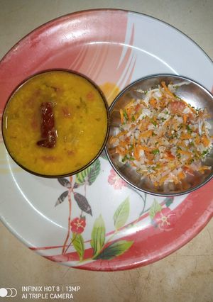 पौष्टिक मूगडाळ तडका (Moong Dal Tadka Recipe In Marathi) रेसिपी चे मुख्य फोटो 