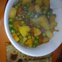 A picture of Peas stew with chapati #vegan contest.