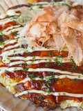 Okonomiyaki (お好み焼き)