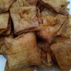 รูปของ Martabak isi kornet ayam