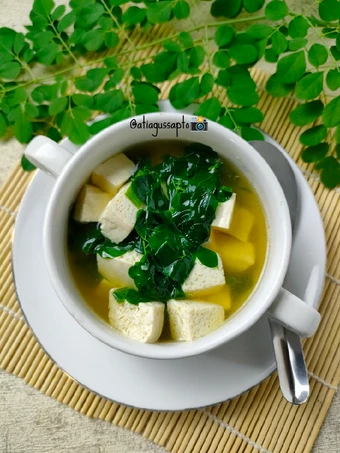 Cara Mudah Membuat Resep  Soup Tahu daun kelor (590) yang Lezat, Bisa Manjain Lidah
