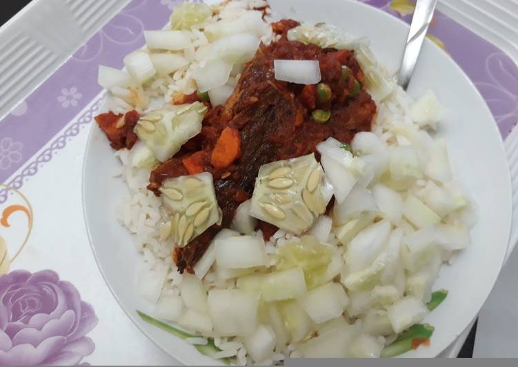 Simple Way to Prepare Award-winning White rice with stew,cucumber and carrots