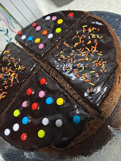 عکسی از دستور کیک شکلاتی کافی شاپی 🍫🥧