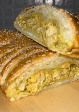 Une photo de ✨Feuilleté tressée au poulet✨