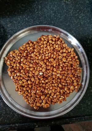 A picture of Peanut Burfi.