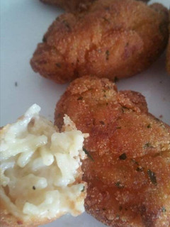 Una foto de Croquetas de espagueti y queso en mambo