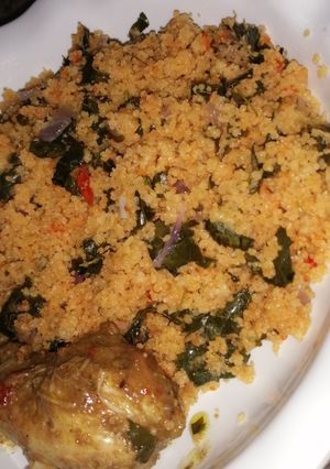 A picture of Dambun couscous (with moringa leaves).
