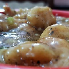 A picture of Garlic prawn.