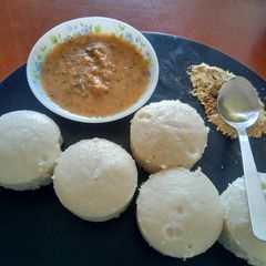 A picture of Cup idli.