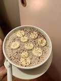 Avena con leche tibia con chocolate y canela